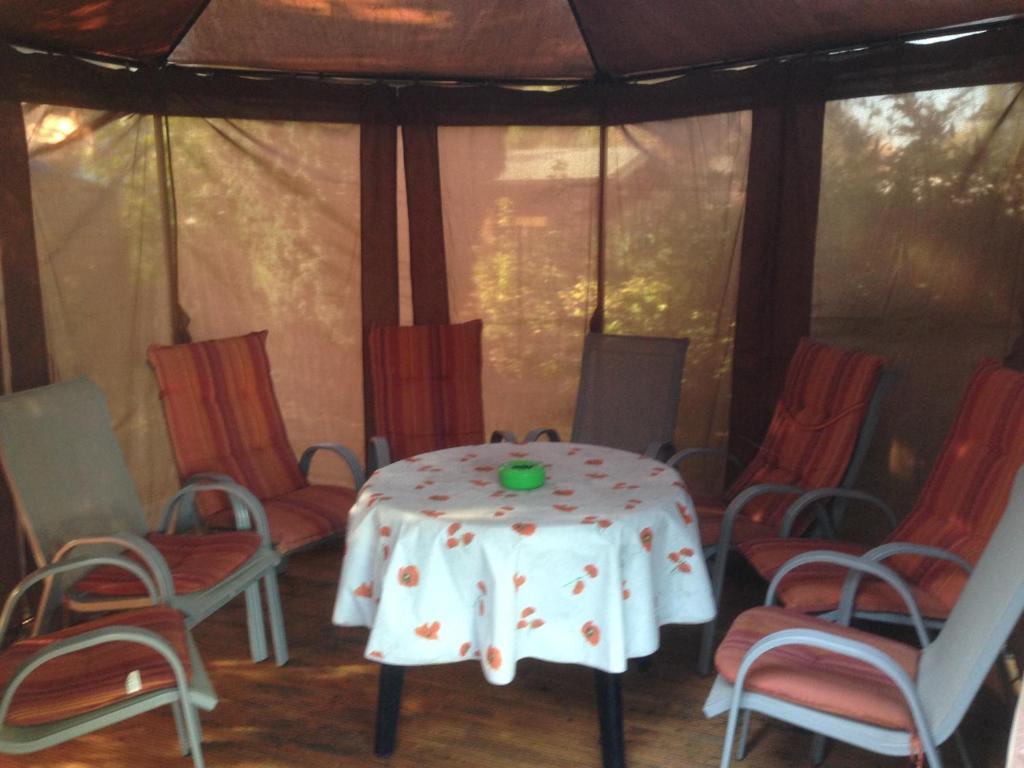 Gaestehaus Peterhoff Birresdorf Екстериор снимка